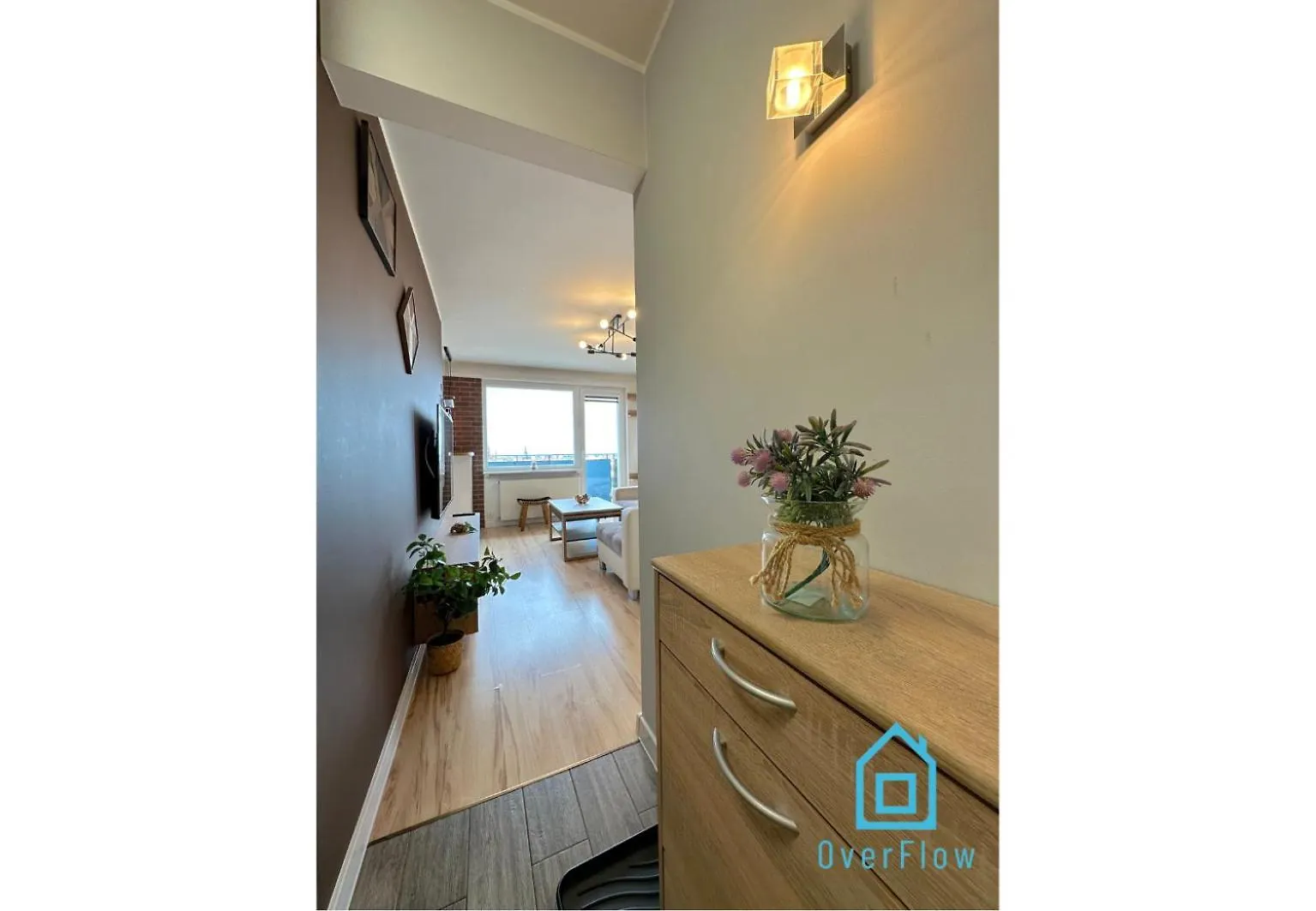 Postcard Apartment Scenic Escape 10 Minutes To Gdansk Old Town And Seaside 0*,  Poland